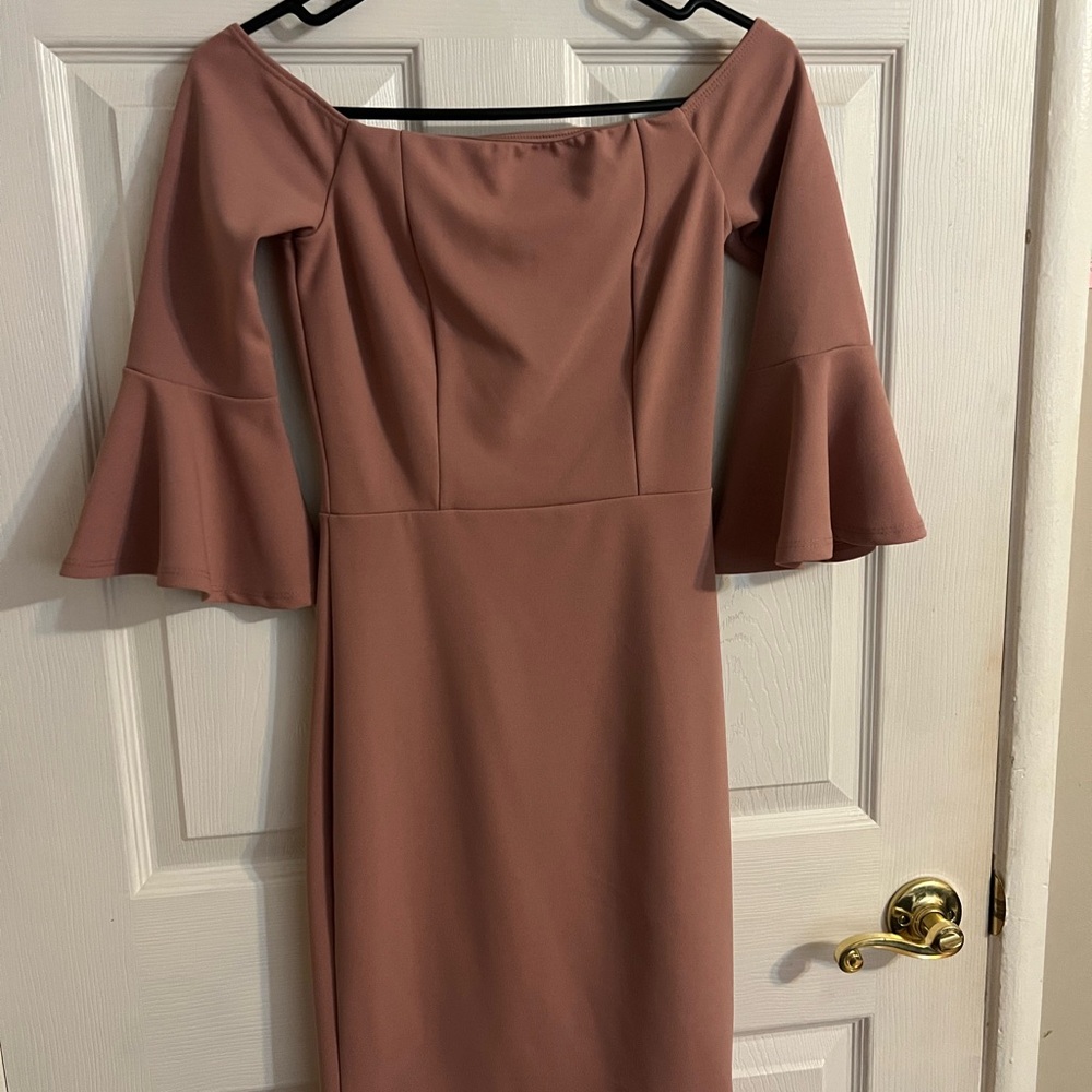 Elegant Off-Shoulder Mauve Dress